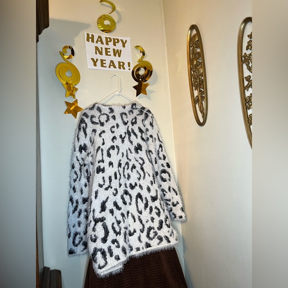 Janice Apparel Duster - Picture 4 of 4